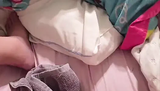 Dildo fun before hubby gets home.