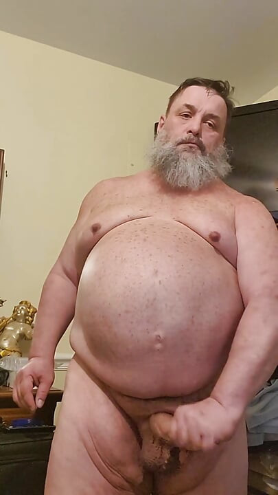Big Bear Bates His Big Cock on a Sunday