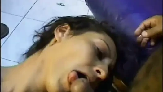 Sexy Interracial Threesome!