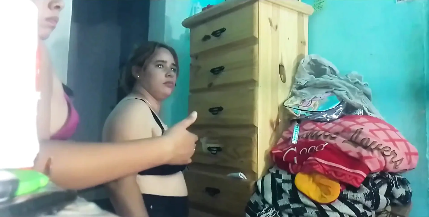 Aritz 和 Medi 和 Fati 乱搞你什么都看不见