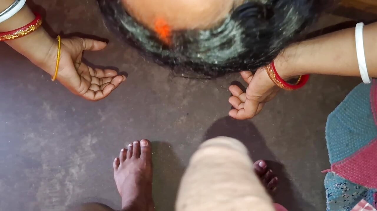 India del pueblo a la esposa en hasband