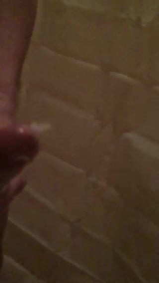 Cumshot1
