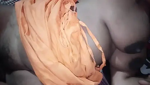 Köy Sıcak ve Seksi Video. Bence Big Boobs çok ateşli.