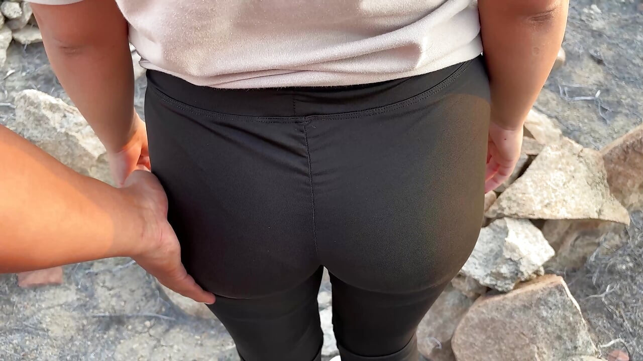 I invited my friend's girlfriend to Screaming Mountain, real