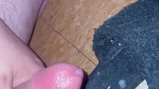 Cumming on neighbours slipper