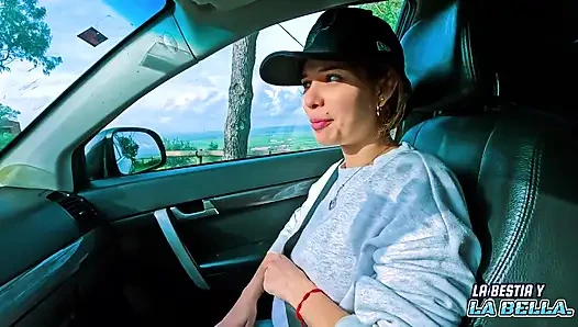 Yabancı sakso karşılığında beni evime götürüyor ve sonra sikiyor