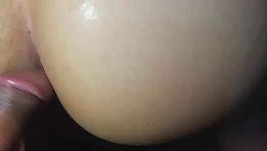 Perfect ass getting her stuff!! AMATEUR ANAL