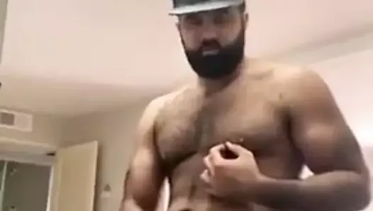 If u wanna start your day off suckin out this Persian daddy