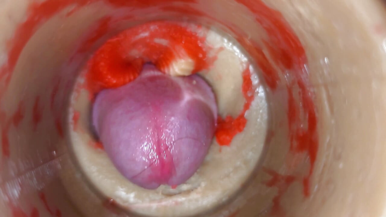 Kamera duboko unutar uske pičke snima ogromnu eksploziju sperme 4 k