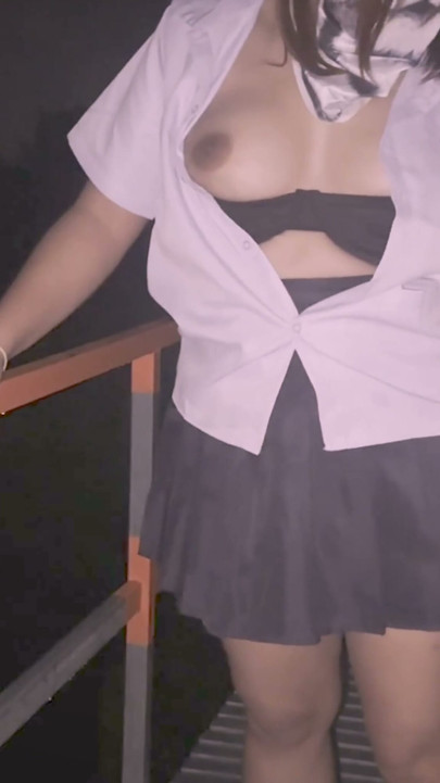 Bring an 18-year-old Thai junior with a chubby body, outdoors, jungle behind college, too fit I can't stand it. | Clip 3