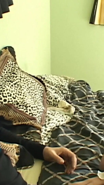Trenutak koji morate vidjeti iz "Moj polubrat mi samo gura kurac u pičku"