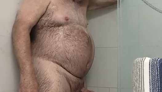 Daddybear takes a shower