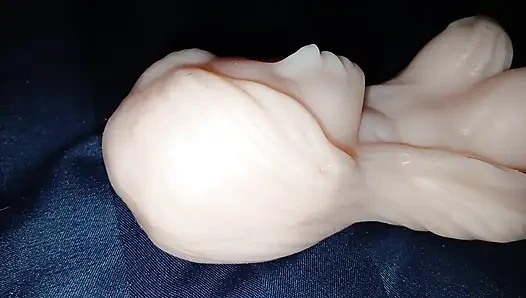 # 2 realistische erwachsene puppen-fantasy-rollenspiele