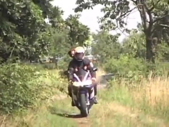 Vider Les Couilles D'Un Motard