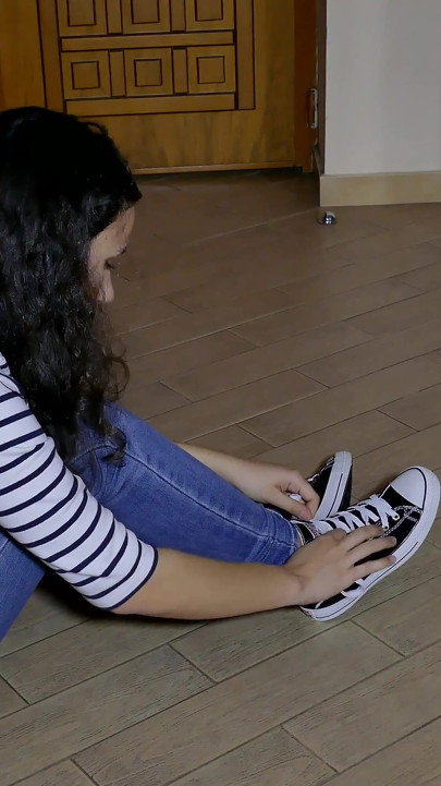 Unboxing prezentów od członka jej witryny