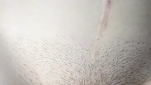 Asyalı Kız Yarağını Nasıl Boşaltacak Biliyor