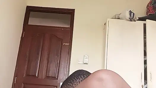 Azgın düzgün vücutlu hatun