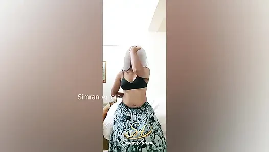 Mükemmel vücutlu yung kız. Büyük göğüslerime boşal!