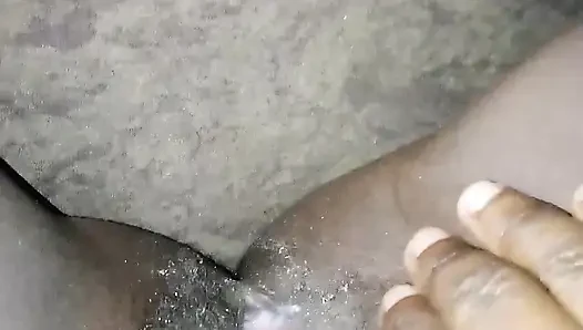 Rub that pussy with alexysss