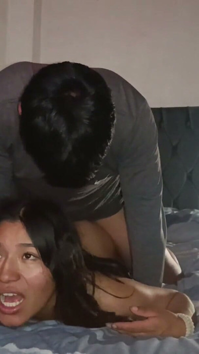 카메라 앞에서 끝난 커플의 밤 | 클립 1