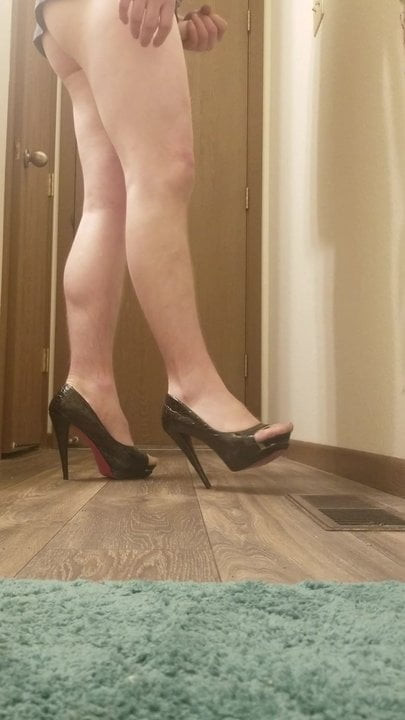 heels and butt plug