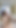 ポリーはすべてを柔らかくゆっくりと保ち、欲望が自然に育つのを許す。彼女の穏やかな微笑みは、無視できない思考を隠している
