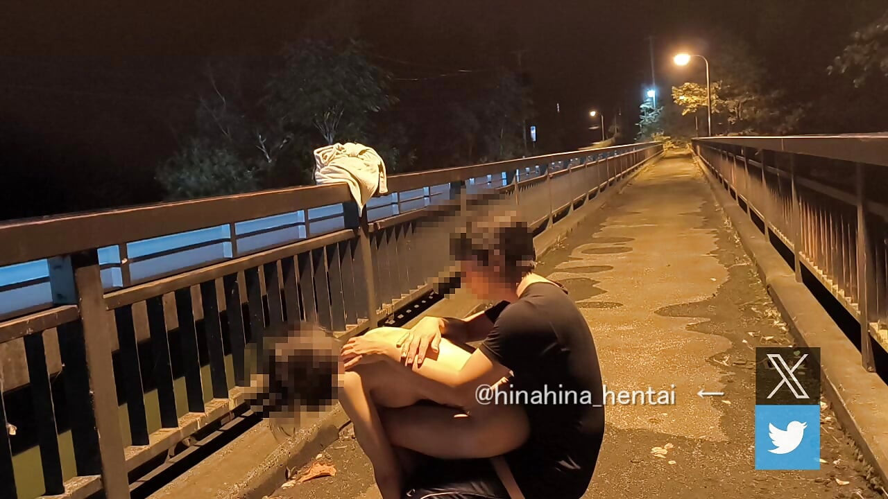 [Outdoor exposure] Exposed next to a car passing by! Embarrassing 💦 Japan/Japanese/Outdoor/Shaved/Loli/Kinky /hentai/asia/shaved