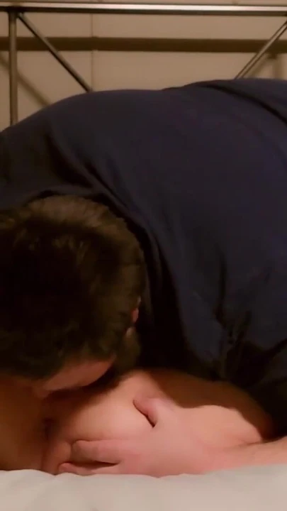 Legendärer moment aus "failed wurde erwischt, lass ihn zuschauen und helfen, lutschte seine eier leer"