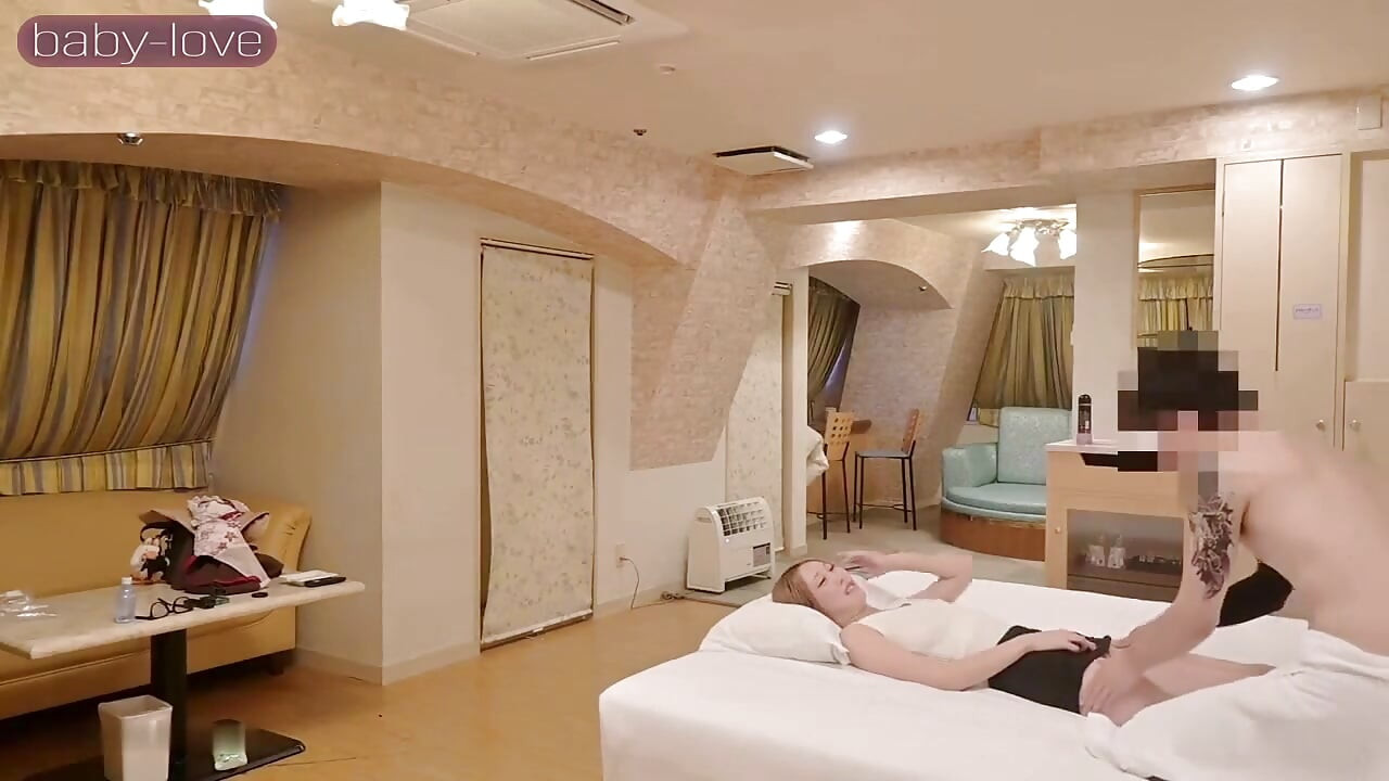 Uncensored Gal Esthetician: Dirty Service Drains Every Last Drop Then Creampie