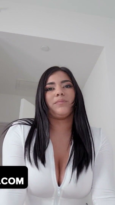 DadCrush - Lucky Stepdad Titty Fucks His Thick Assed Stepdaughter With Big Nipples Julz Gotti POV | Clip 2