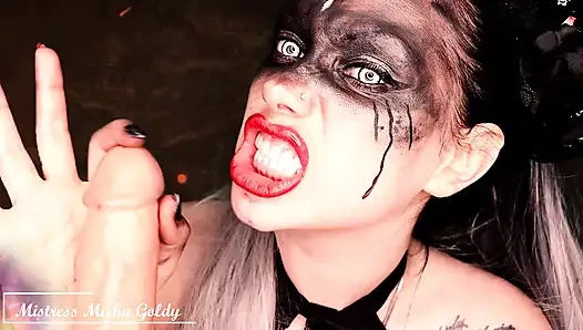 Aku ingin makan benihmu dan menelanmu utuh! Melahap!