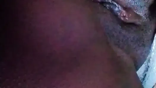 Ateşli brunet Afrikalı kız