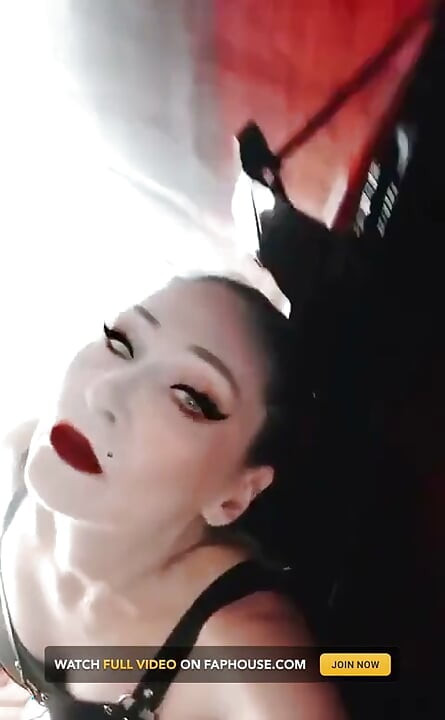 Tik Tokovi Juices I'm Going to Sleep and See You Live for Early Jerking. Who's Going to Please Me More? Part 2