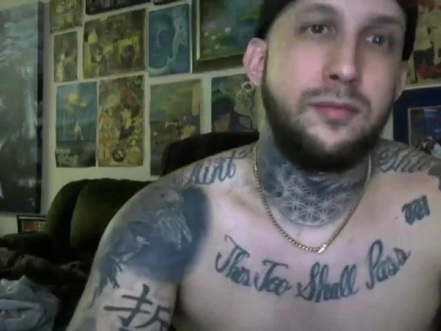 Tattoo hunk jerk off & cum
