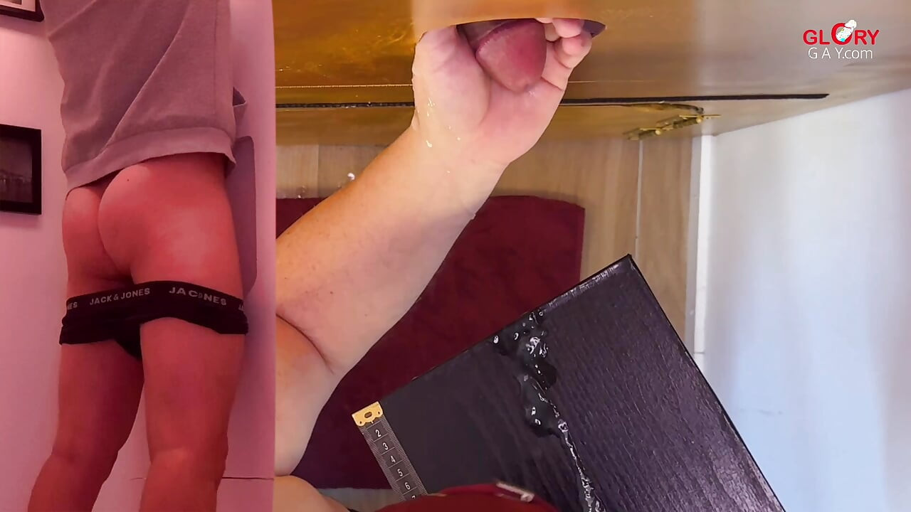 Gloryhole Cum Distance Challenge: How Far Will This 20yo Really Shoot?