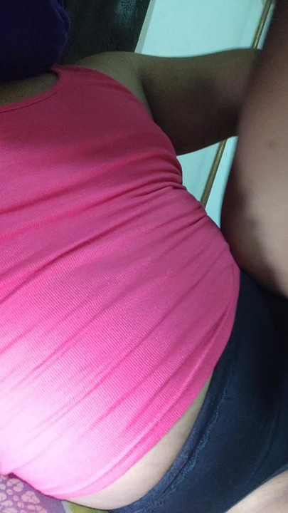 Vruća indijska s prskanjem sperme