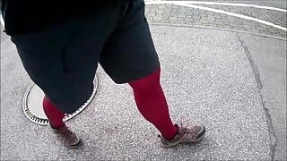 Homme en collants