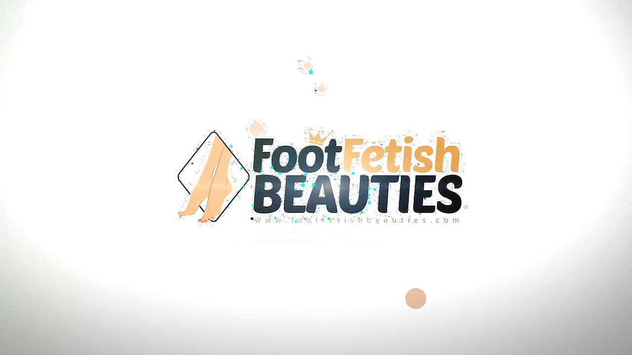 Foot-hungry Inked Chick Shrimps Her Lover's Feet