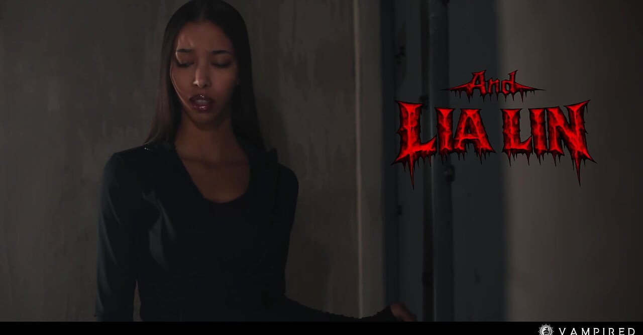 Ebony Vampire Seduces Female Mistress - Lesbian Hardcore Fantasy