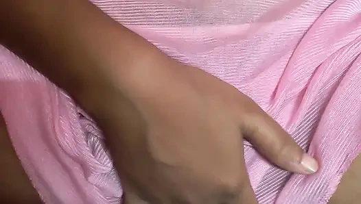 Ateşli seksi kız amcık saçaklı seks videoları