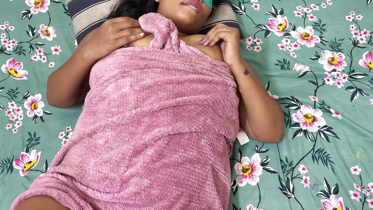 Indian girlfriend boyfriend private movement