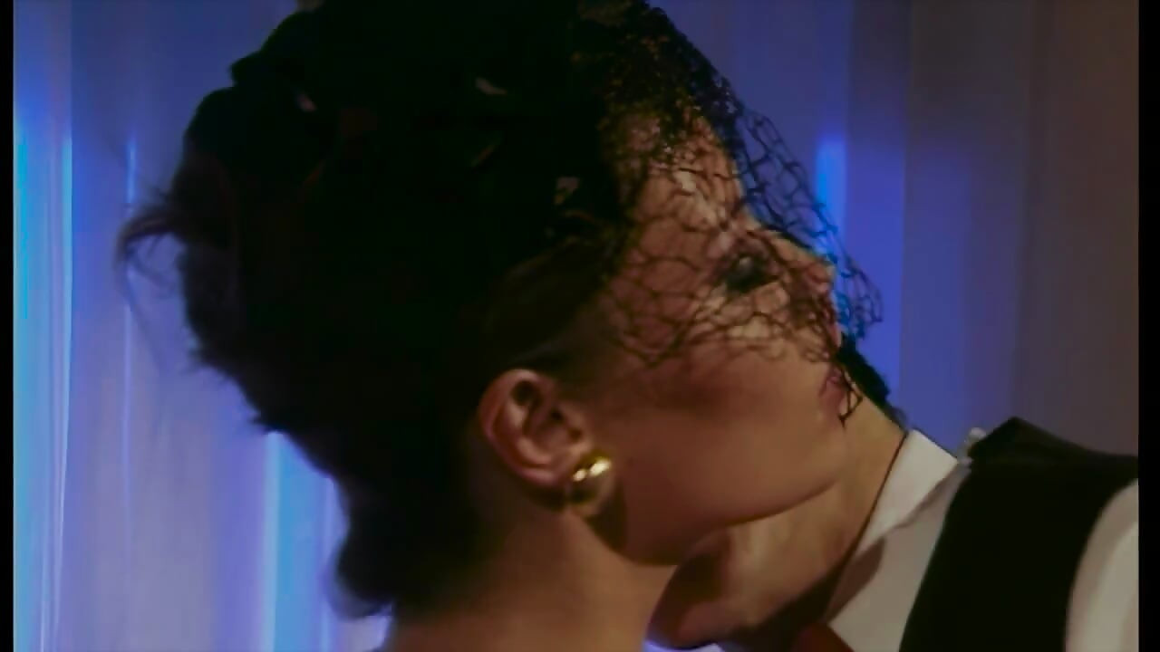 Room 112: the Waiter and the Elegant Lady: Old-time Anal Sex