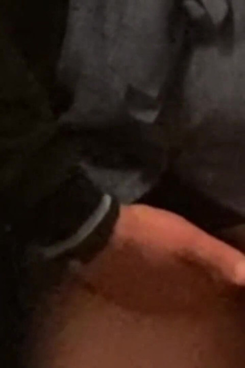 我請陌生人用手指操Mu多汁的貓咪