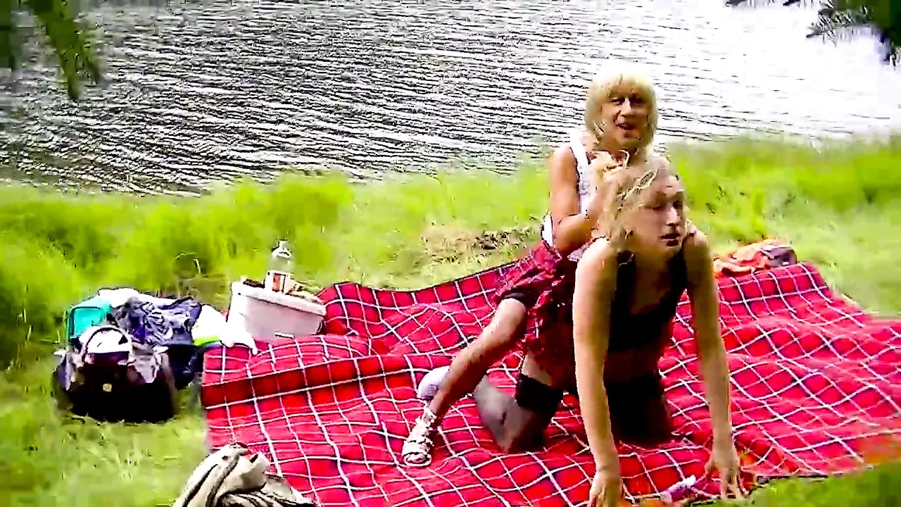 Outdoor Group Tgirl Fuck – Tartan Trans Orgy in HD #68