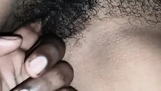 18+ Kakak tiri India pertama kali mengobel desi & bhabhi seks hardcore