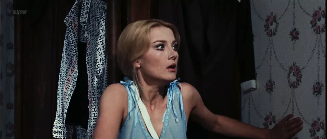 Barbara Bouchet, Rosalba Neri - Alla Ricerca del Piacere