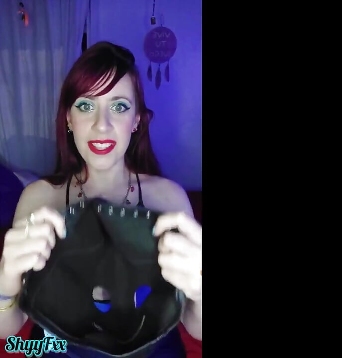 Argentinská učitelka slaví se svým oblíbeným submisivním studentem JOI Roleplay femdom část 1