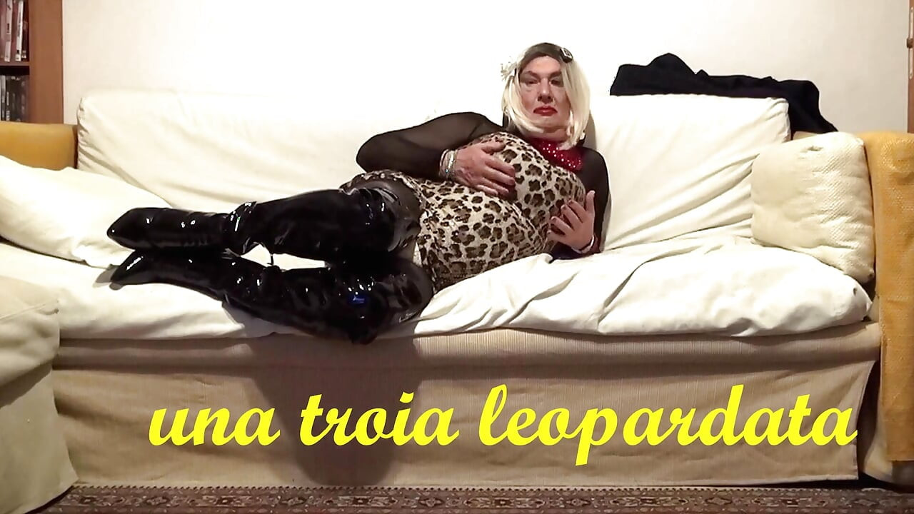 Gio Leopardo Caliente Zorra