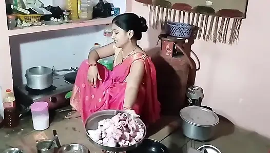Lund ki bhukhi mother-in-law ko ghodi bana ke choda - Indian big boobs mylf taboo with hindi dirty talking