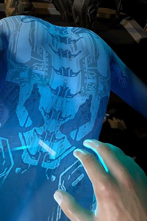 Master Chief מזיין את Cortana בעמידה - פרודיה על Halo